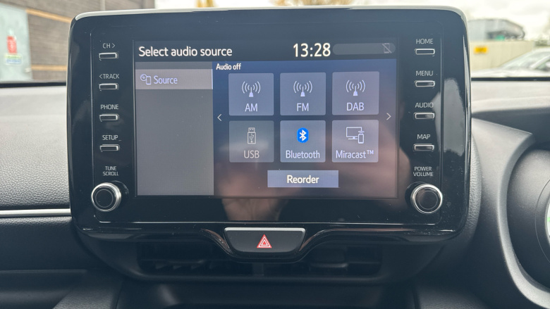 Toyota Yaris 1.5 Hybrid Design 5dr CVT Hybrid Hatchback